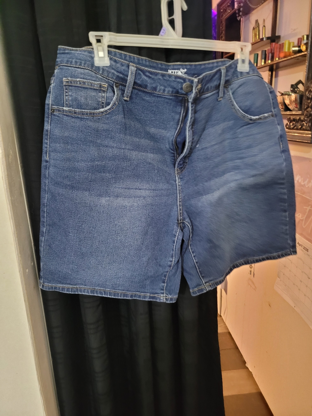 Terra & Sky Indigo Blue Denim Shorts with Contrast Stitching